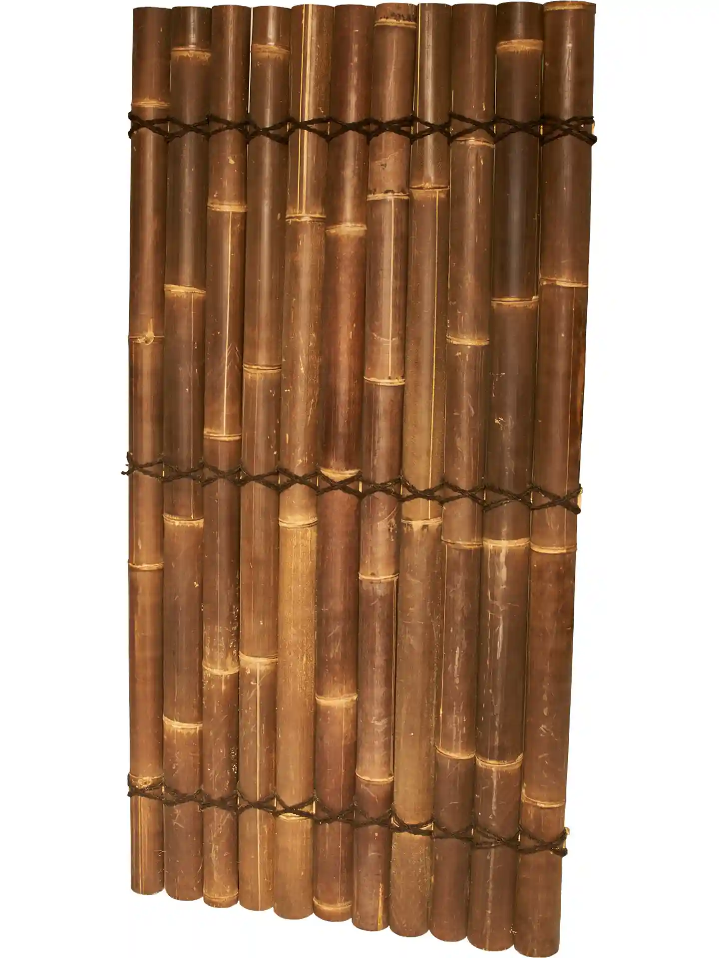 Bambushalbzaun Wulung aus dunklen Bambusstäben mit natürlicher Oberfläche als Gartenzaun.