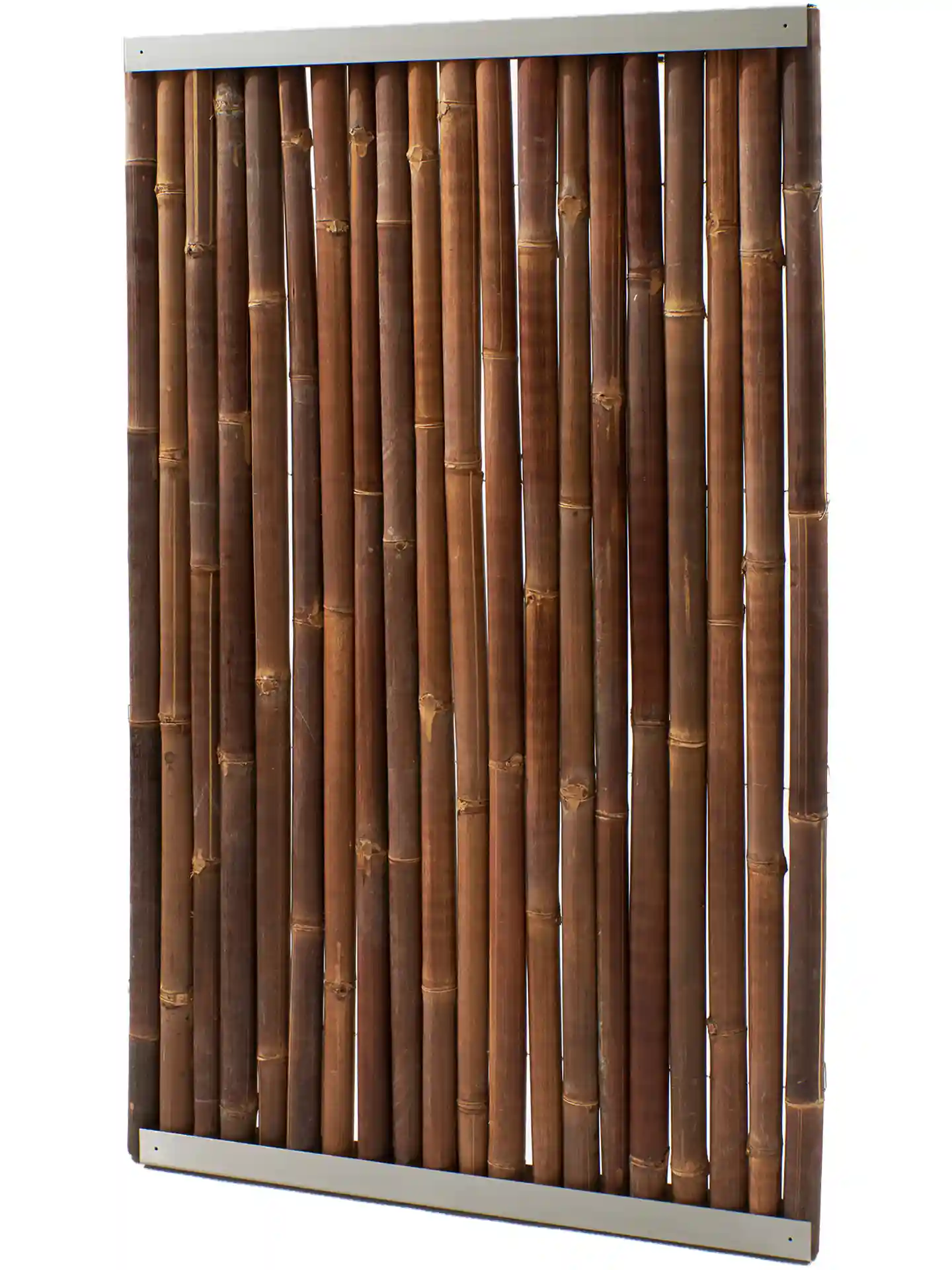 Zaunfeld aus Edelstahl mit dunklen Bambusstäben als Sichtschutz für den Garten.